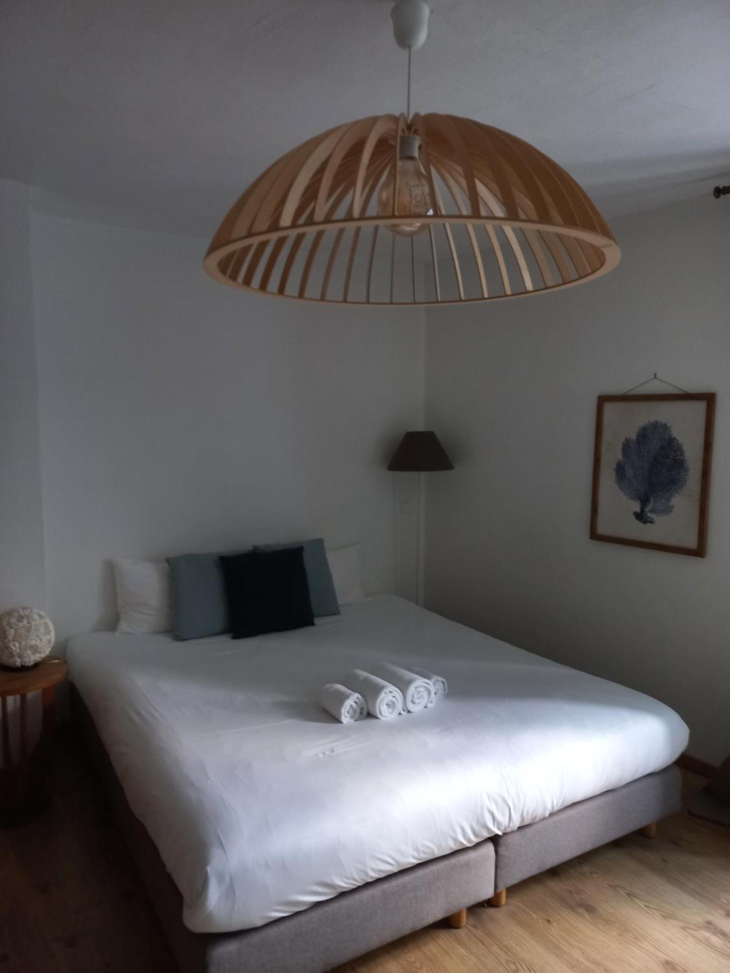 Le Poisson Ivre Bed & Breakfast Dinan Exterior photo