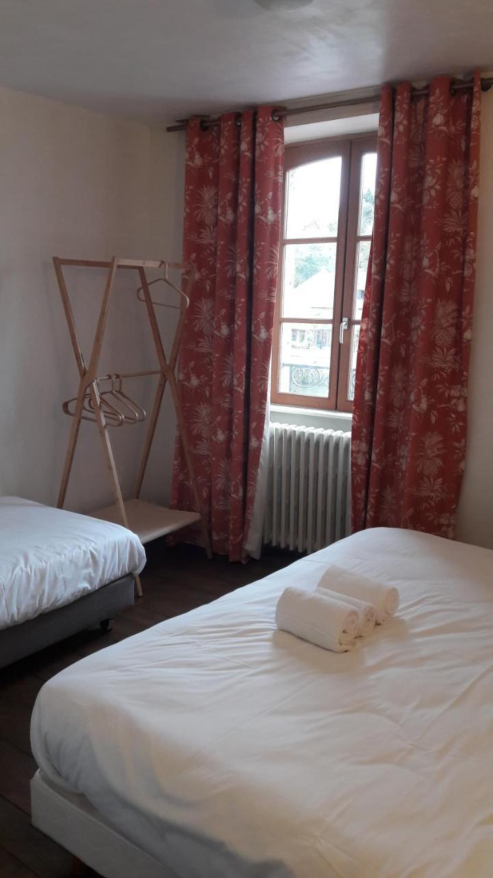 Le Poisson Ivre Bed & Breakfast Dinan Exterior photo